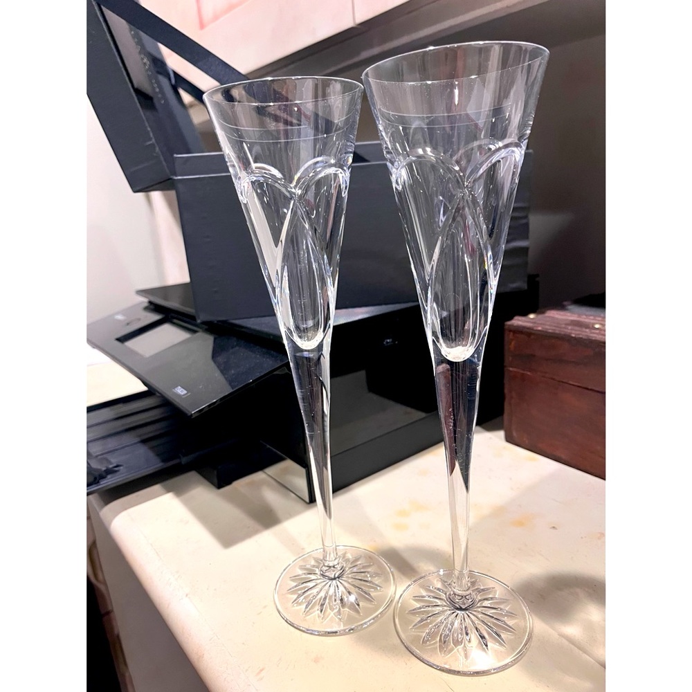 Waterford Wishes, Love & Romance Toasting Flutes. Pair of champagne flutes.